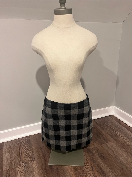 Madewell Dresses & Skirts - Madewell Black and Gray Plaid Mini Skirt